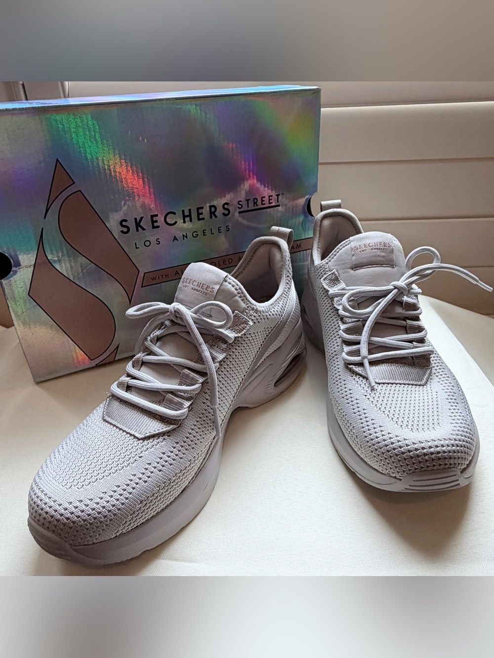 Skechers Street Women’s Muno Crazy4U Sneakers Taupe/Beige Size 8